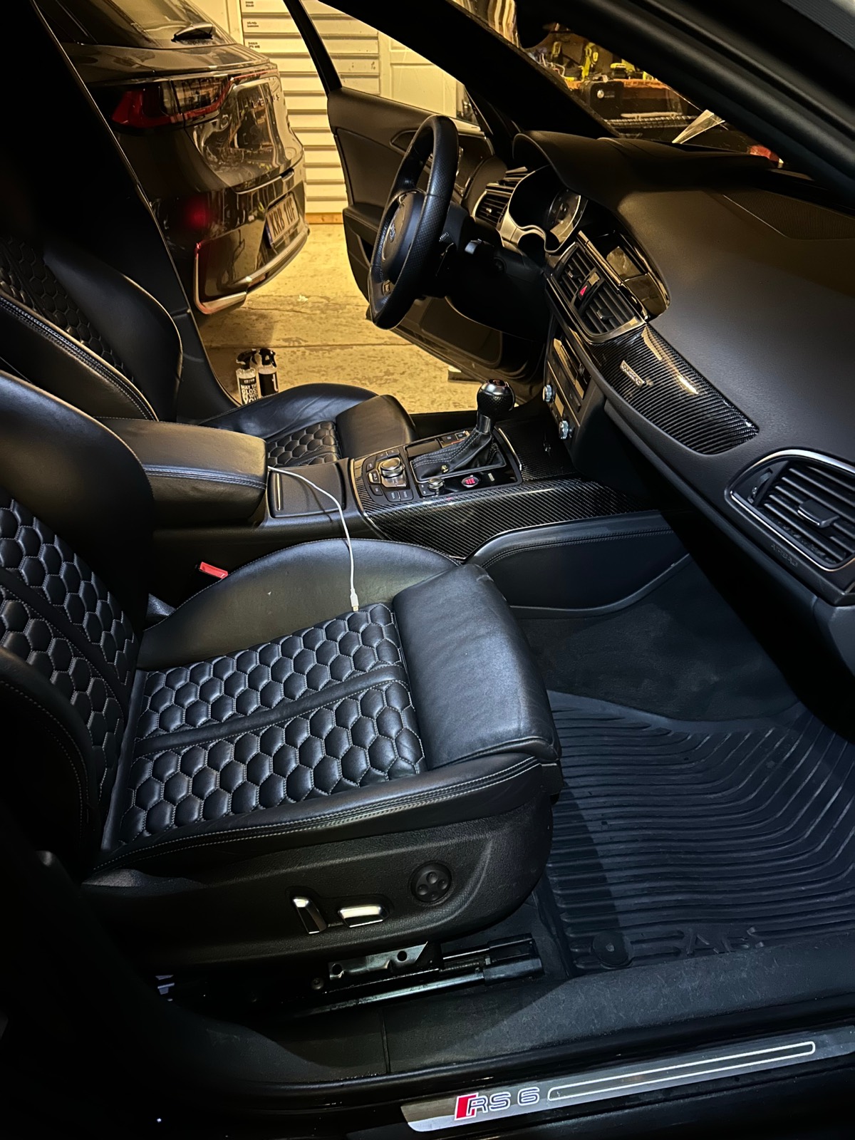 Audi RS6 interiör – efter